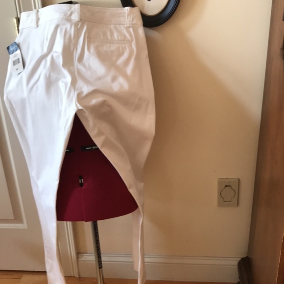Chaps white preppy slacks NWT size 8 petite - Picture 5 of 7